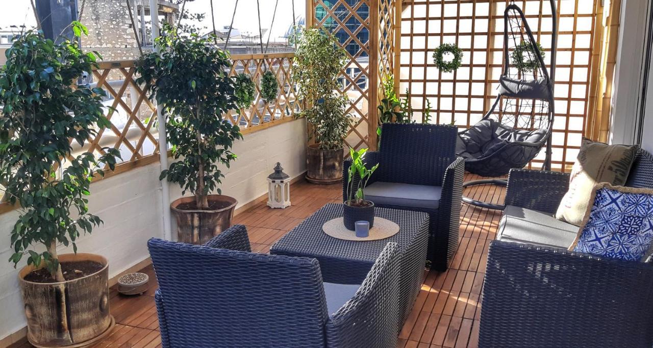 Ρetipe Penthouse Apartment With Spacious Balcony In Heraklion Center Eksteriør bilde